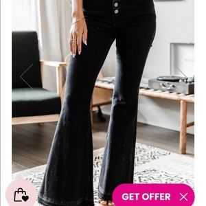 Black bell bottoms! Amazing slimming fit!